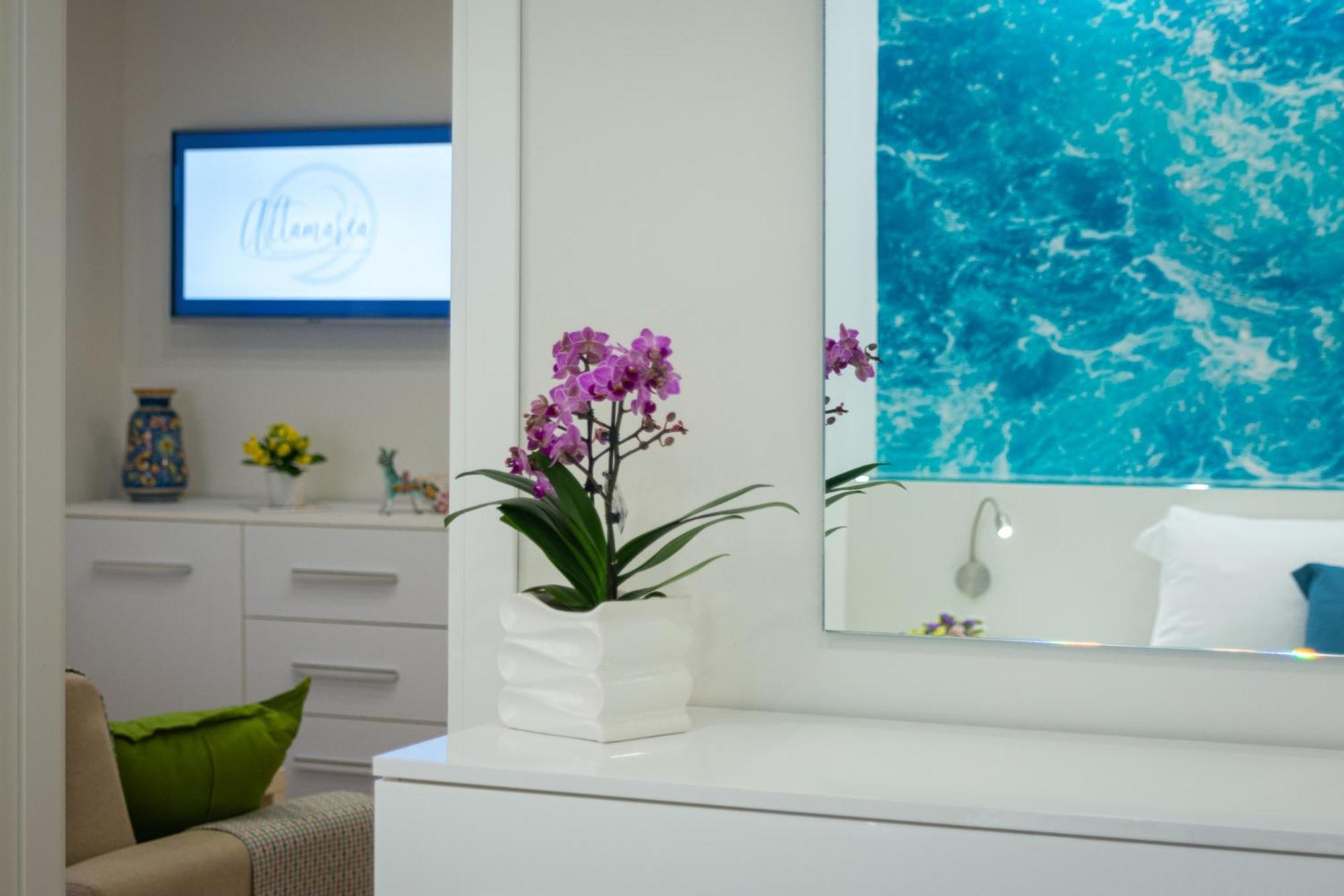 Altamarea Apartment Amalfi Coast Maiori Bagian luar foto