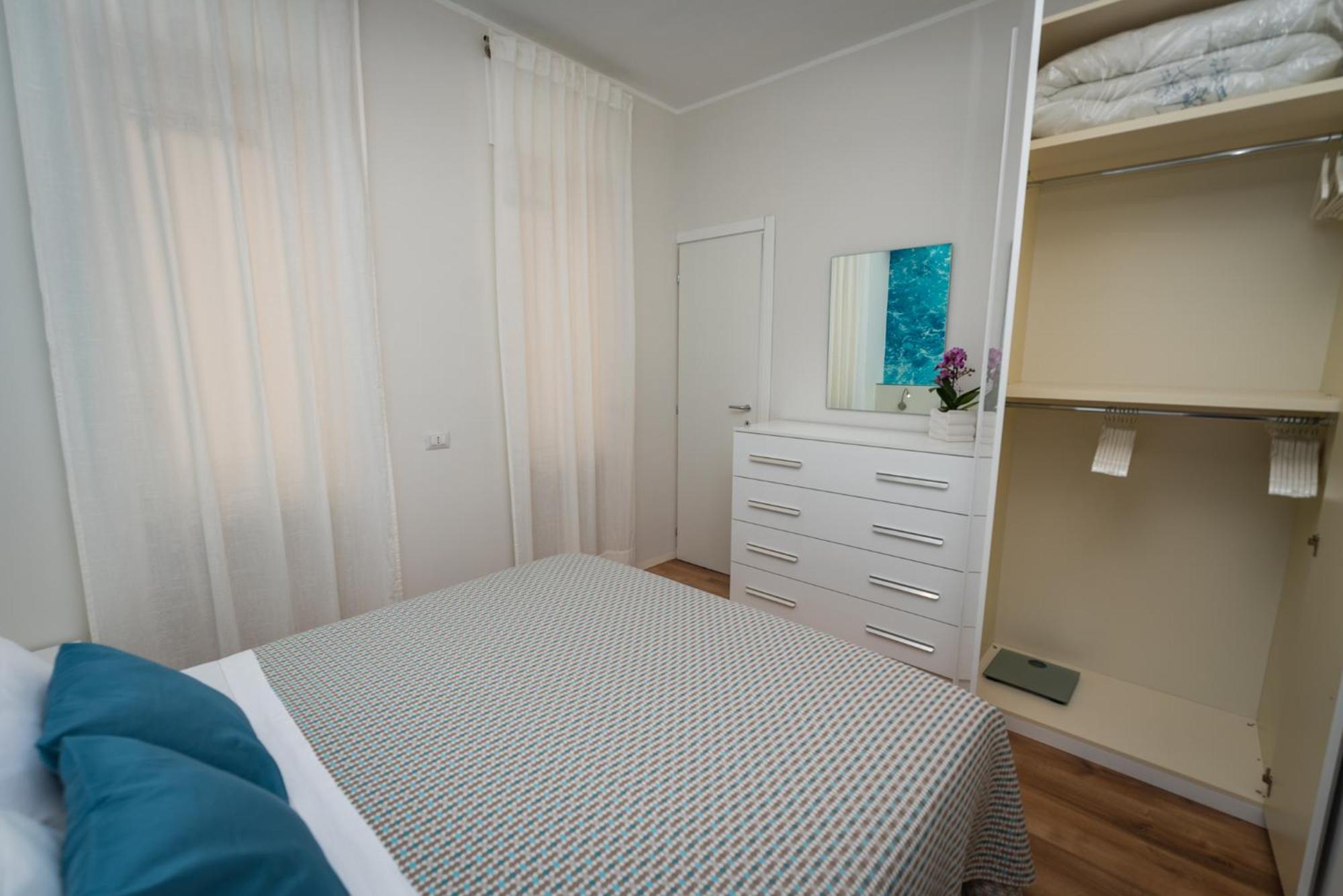 Altamarea Apartment Amalfi Coast Maiori Bagian luar foto