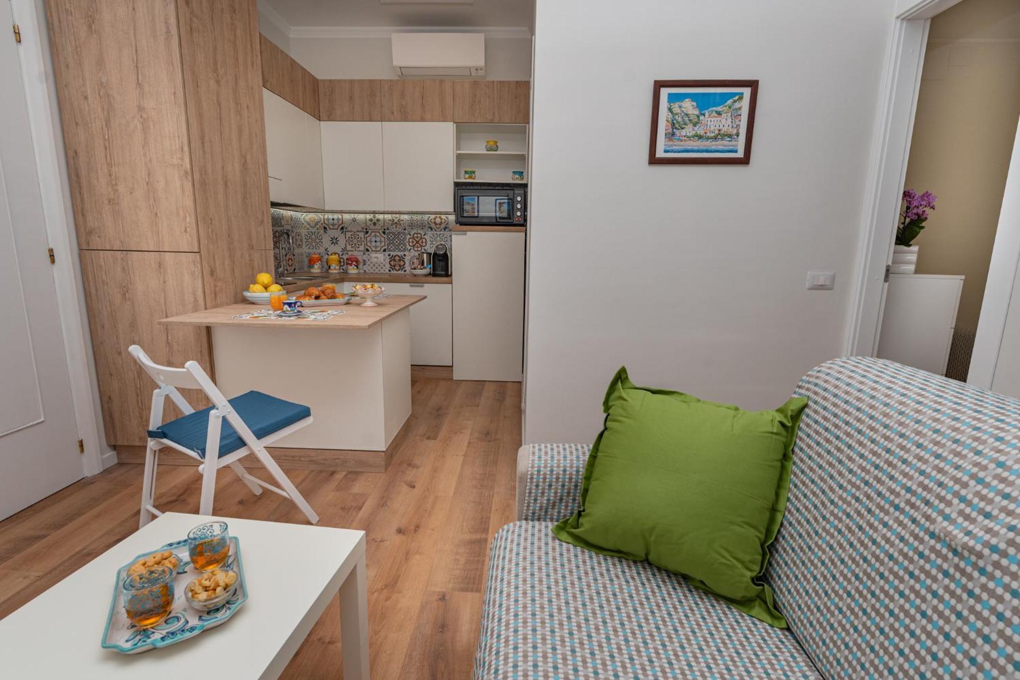 Altamarea Apartment Amalfi Coast Maiori Bagian luar foto